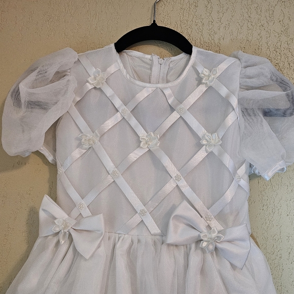 Lito Children's Wear First Communion or Flower Girl Dress 6x White pre-owned - Picture 5 of 8